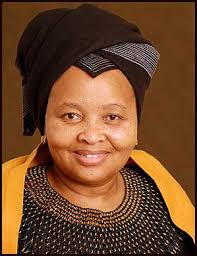 Lulu Xingwana 