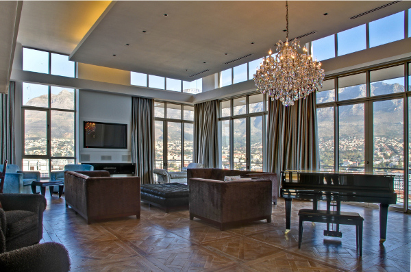 Pepperclub Penthouse Suite