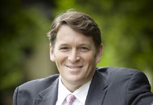  Andrew Golding