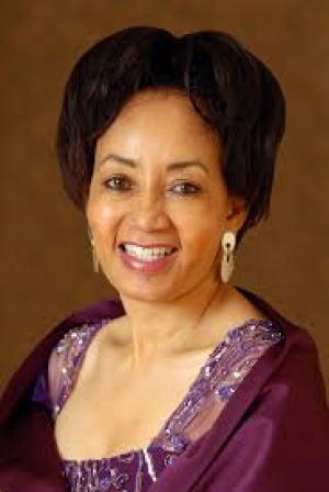 Lindiwe Sisulu
