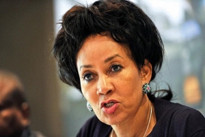Lindiwe Sisulu MEC