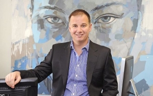 Andrew Banamour