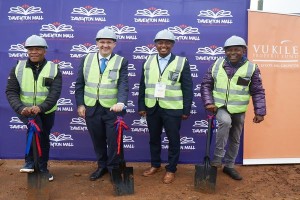 Sod_turning_ceremony_at_Daveyton_Mall