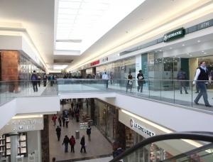 Nicolway Bryanston shopping centre achieves record turnover in December 2012