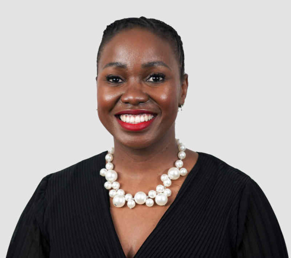 Bathobile Chime, Divisional Director, Client Solutions, Cushman &amp; Wakefield BROLL